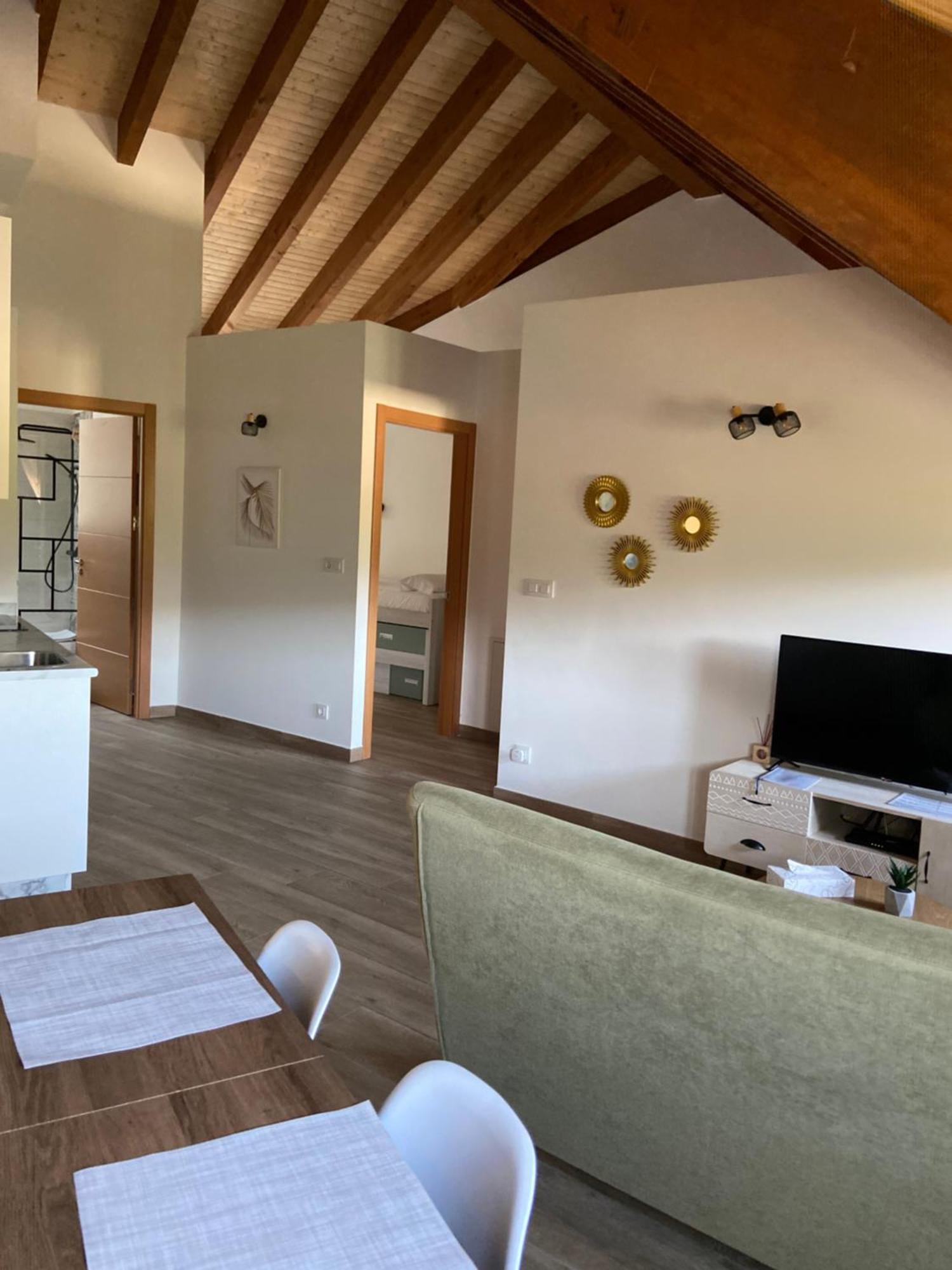 Reginita Apartamentos Arbo Екстер'єр фото