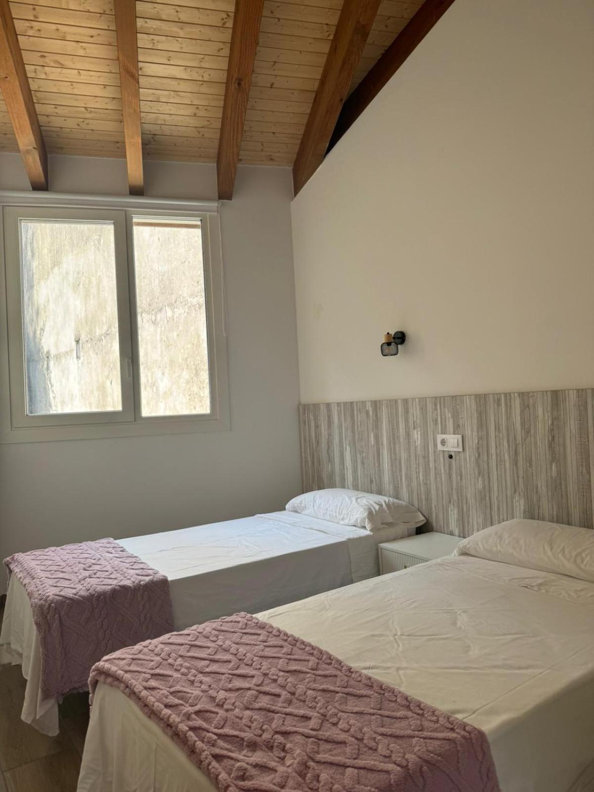Reginita Apartamentos Arbo Екстер'єр фото